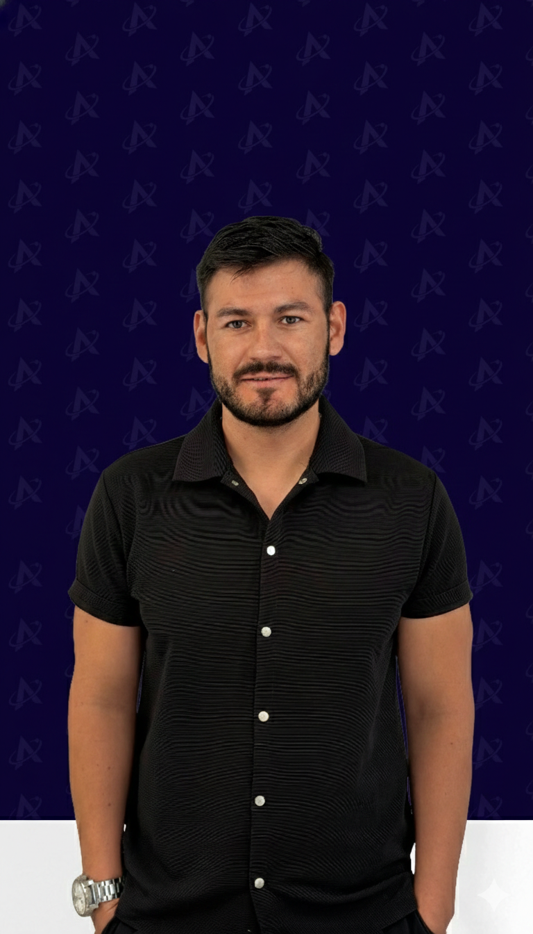 Rubén Dorado
